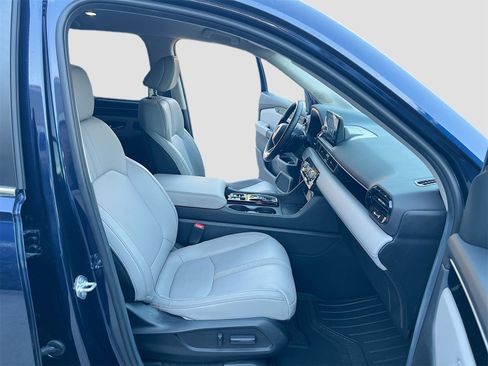 Used 2025 Honda Pilot EX-L image 29