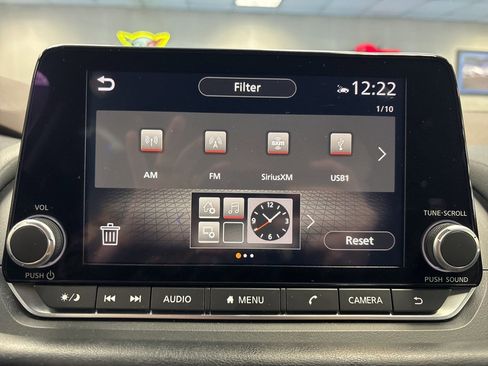 Used 2023 Nissan Rogue SV image 29