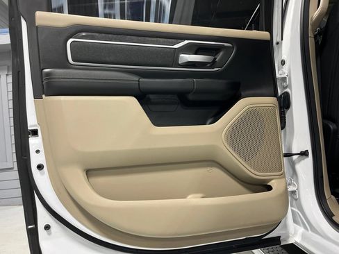 Used 2020 RAM 1500 Big Horn AWD/4WD image 35