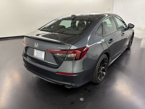 Used 2025 Honda Civic Sport image 9