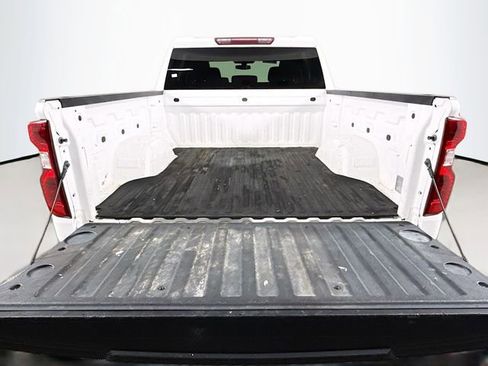 Used 2020 Chevrolet Silverado 1500 LT image 23