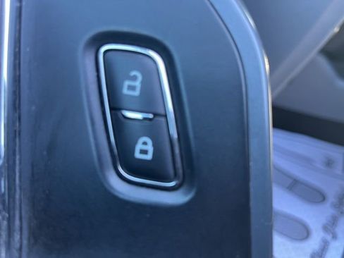 Used 2023 Ford F150 XLT w/ Equipment Group 302A High image 11