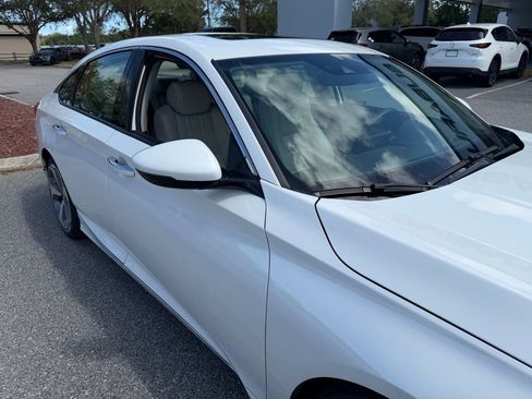 Used 2020 Honda Accord Touring image 14