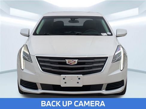 Used 2018 Cadillac XTS FWD image 11
