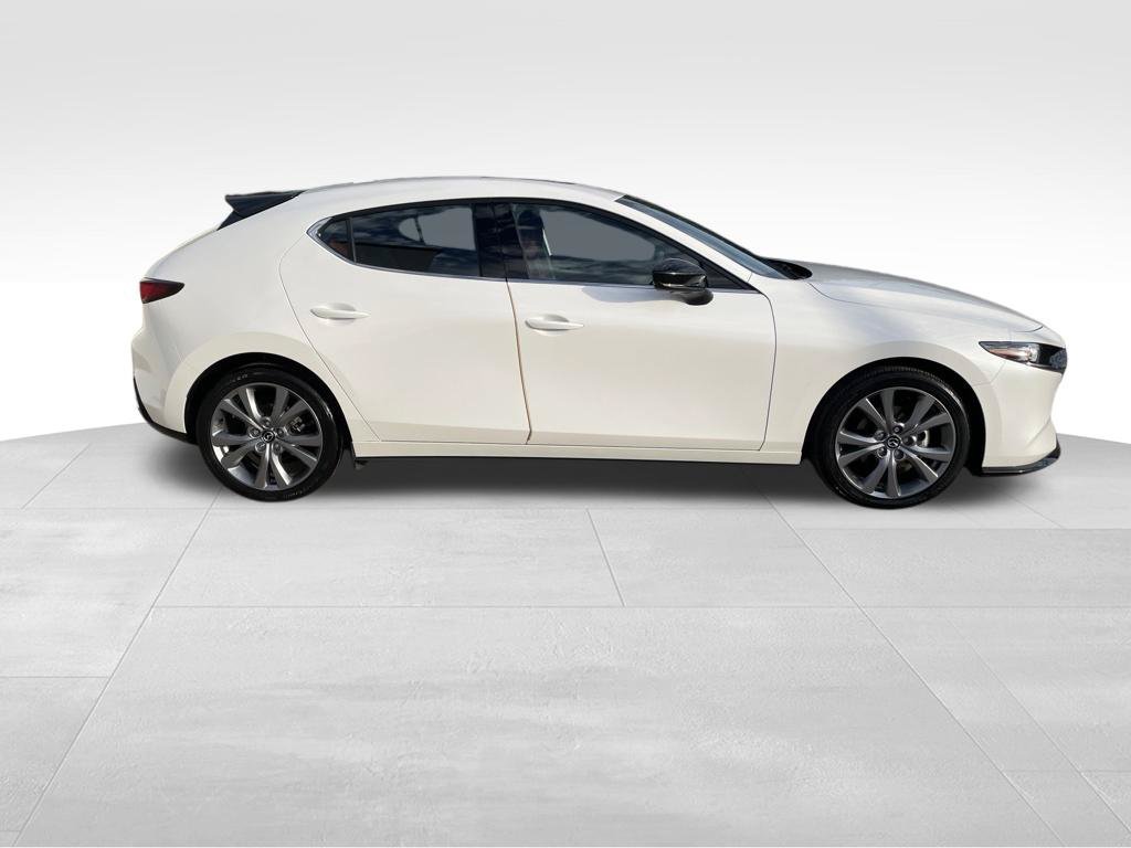 Certified 2025 MAZDA MAZDA3 Hatchback w/Premium Plus Pkg AWD/4WD image 4