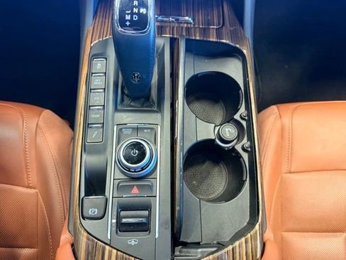 Used 2022 Maserati Levante Modena AWD/4WD image 23