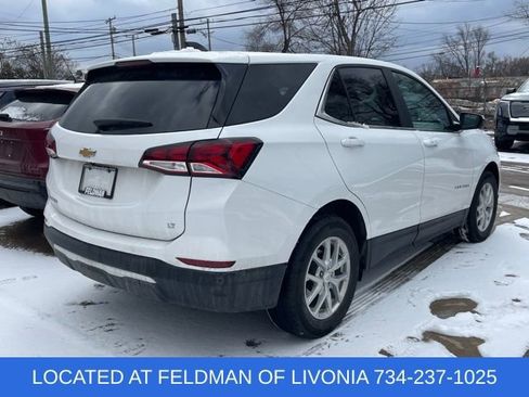 Used 2024 Chevrolet Equinox LT image 3