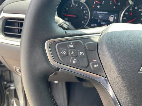 Used 2024 Chevrolet Equinox LT FWD image 19