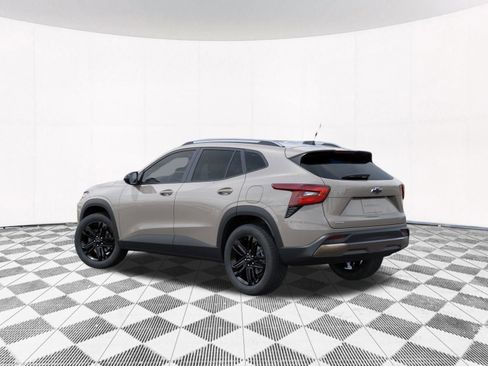 New 2026 Chevrolet Trax ACTIV w/ Sunroof Package FWD image 6