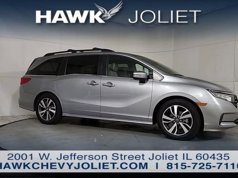 Used 2023 Honda Odyssey Touring image 9