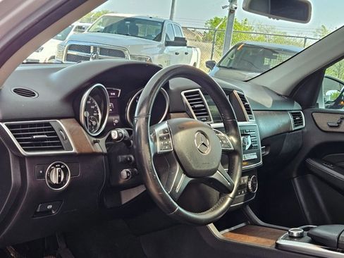 Used 2015 Mercedes-Benz ML 350 4MATIC image 10