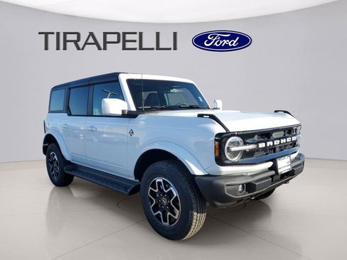 New 2025 Ford Bronco Outer Banks image 5