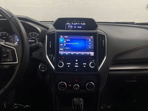 Used 2020 Subaru Crosstrek 2.0i Limited w/ Moonroof Package w/Navigation AWD/4WD image 20