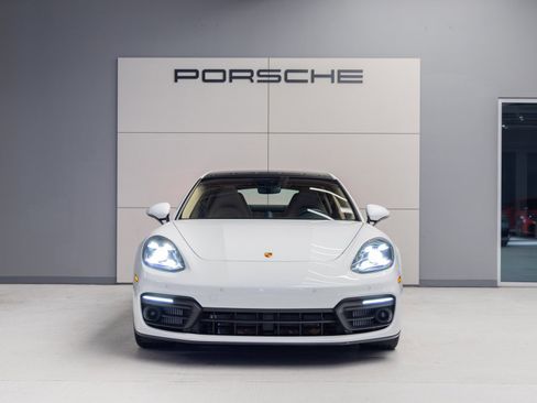 Certified 2023 Porsche Panamera 4 Platinum Edition image 10