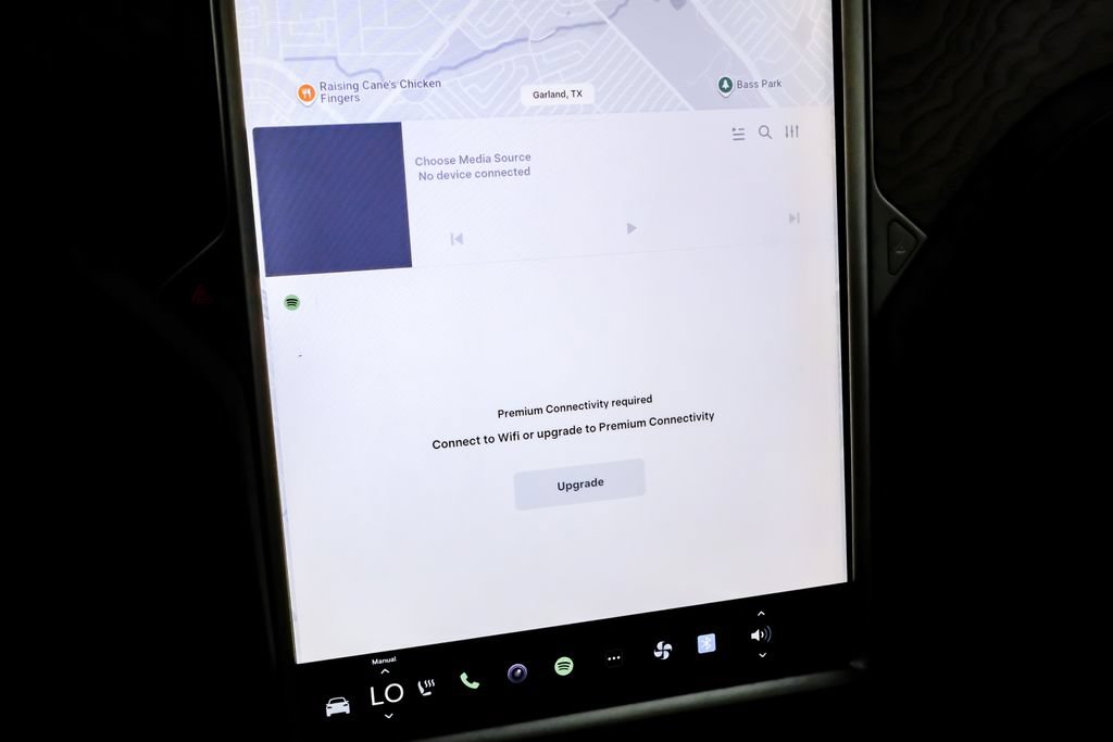 Used 2020 Tesla Model X Long Range AWD/4WD image 31