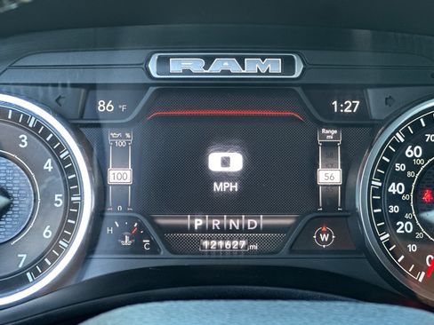 Used 2022 RAM 2500 Lone Star w/ Safety Group B image 26