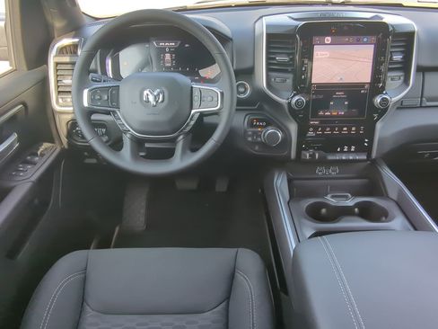 New 2026 RAM 1500 Big Horn AWD/4WD image 14