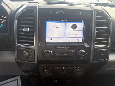 Used 2019 Ford F150 XLT image 9