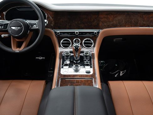 Certified 2024 Bentley Continental GT V8 image 26