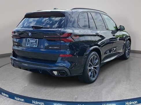 New 2026 BMW X5 xDrive50e w/ M Sport Package AWD/4WD image 4