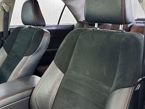 Used 2015 Toyota Camry XSE image 26