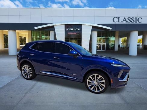 Used 2024 Buick Envision Avenir AWD/4WD image 9