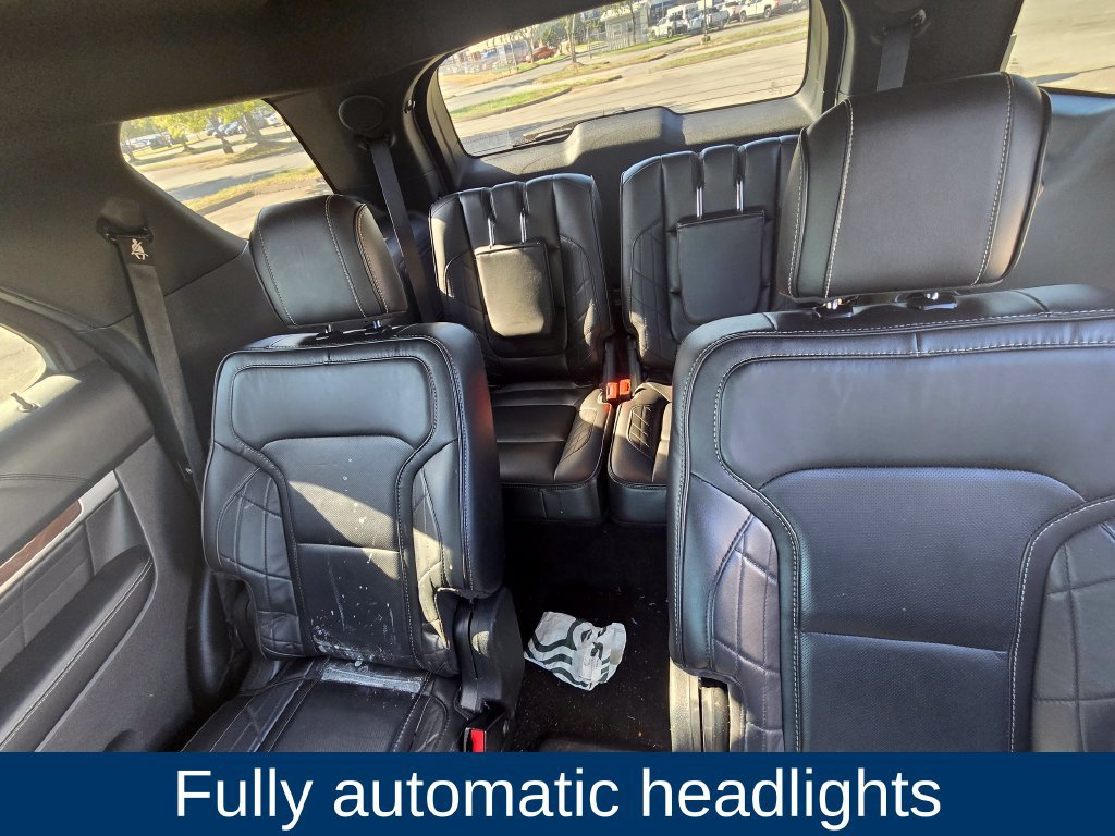 Used 2018 Ford Explorer Platinum AWD/4WD image 13
