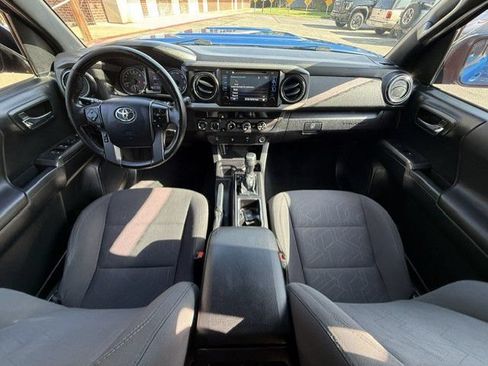 Used 2016 Toyota Tacoma 4x4 Double Cab image 7