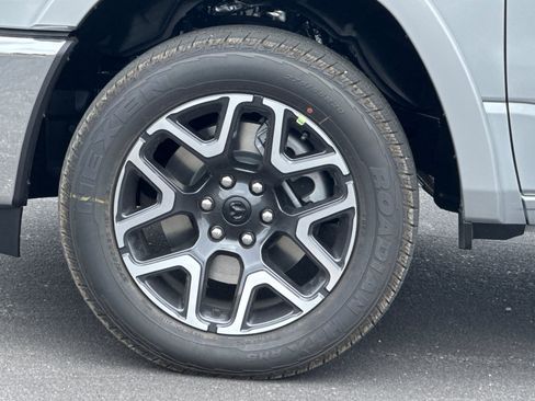 New 2026 RAM 1500 Laramie AWD/4WD image 24