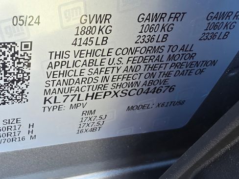 Certified 2025 Chevrolet Trax LT w/ Driver Confidence Package image 34