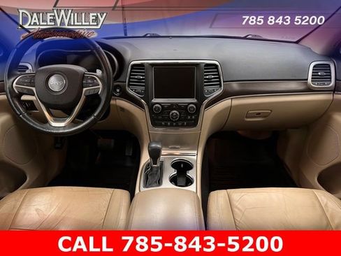 Used 2017 Jeep Grand Cherokee Limited image 7