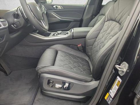 New 2026 BMW X5 xDrive50e w/ Climate Comfort Package image 4