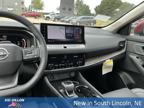 New 2026 Nissan Rogue Platinum w/ Platinum Premium Package image 7