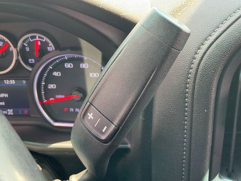 Used 2020 Chevrolet Silverado 1500 LT w/ Texas Edition AWD/4WD image 15
