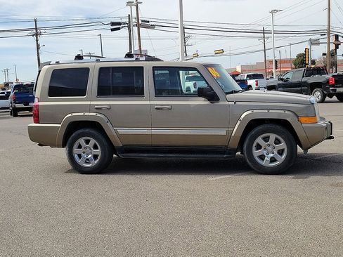 Used 2006 Jeep Commander Limited image 12