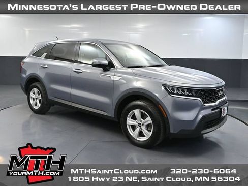 Used 2023 Kia Sorento LX AWD/4WD image 1