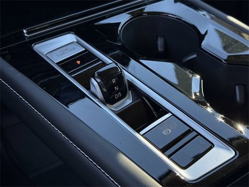 New 2026 Volkswagen Atlas SE image 16