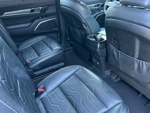 Used 2022 Kia Telluride SX w/ SX Prestige Package AWD/4WD image 18