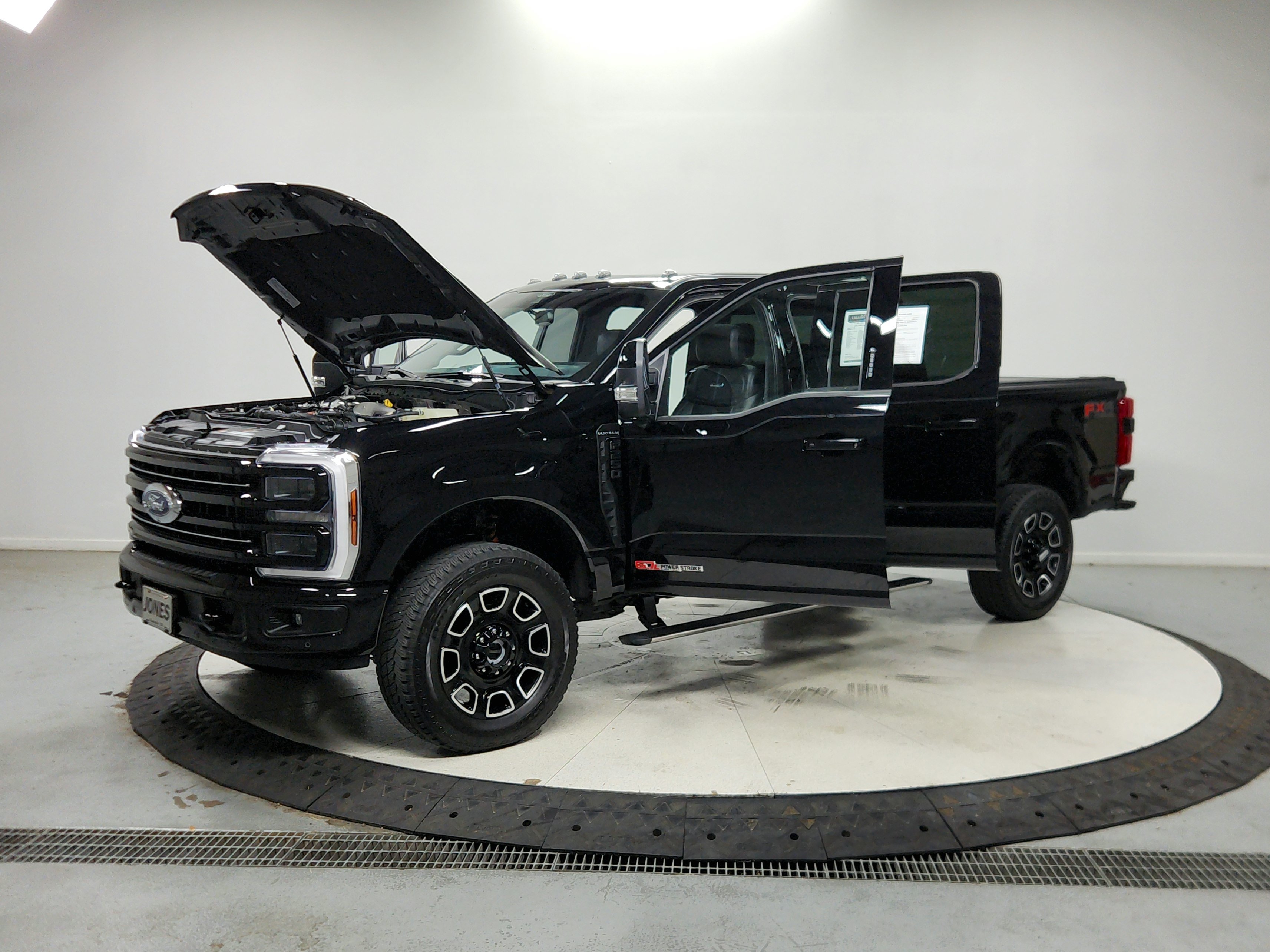 Used 2026 Ford F250 Platinum AWD/4WD image 12