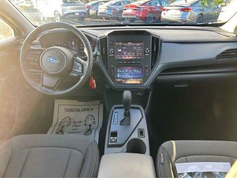 Used 2024 Subaru Crosstrek 2.0i AWD/4WD image 10