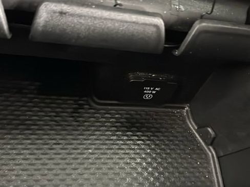 Used 2022 RAM 1500 Laramie w/ Sport Appearance Package image 28