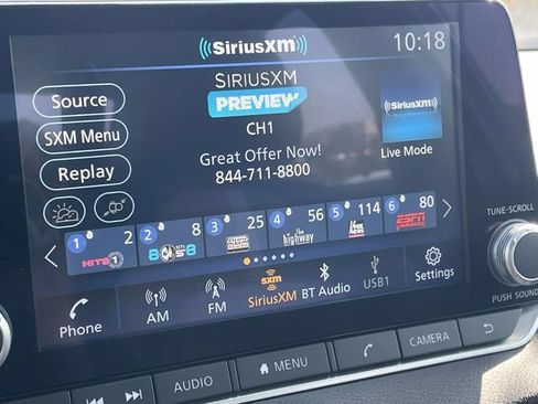 Used 2025 Nissan Sentra SV FWD image 25