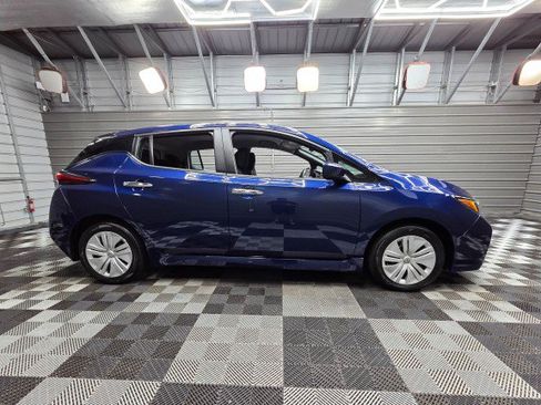 Used 2023 Nissan Leaf S FWD image 10
