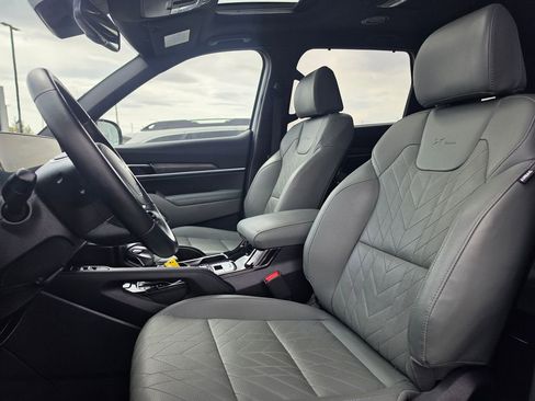 Used 2024 Kia Telluride EX X-Line image 10