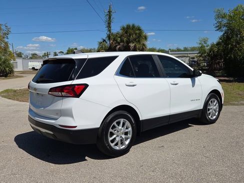 Certified 2024 Chevrolet Equinox LT image 4