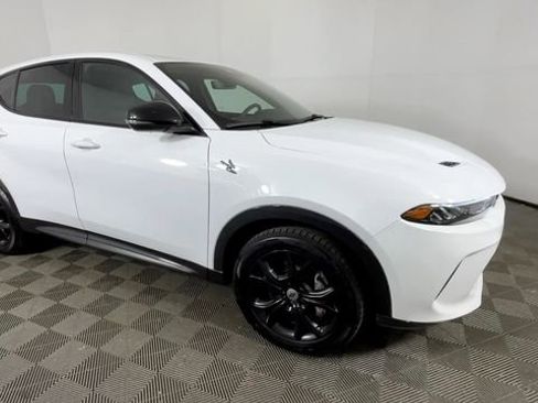 Used 2024 Dodge Hornet R/T w/ R/T Blacktop Package AWD/4WD image 2