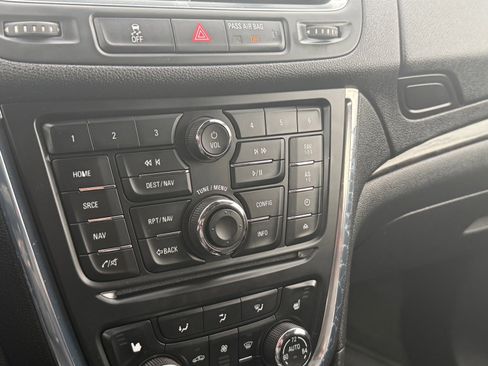 Used 2013 Buick Encore Premium image 25