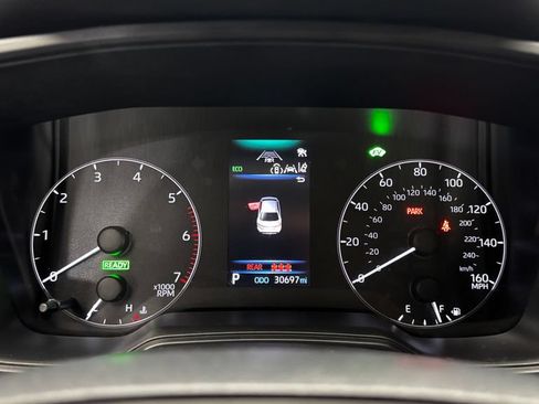 Used 2024 Toyota Corolla LE AWD/4WD image 24