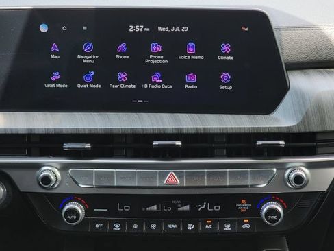 Used 2024 Kia Telluride EX w/ EX Captain's Chair Package FWD image 25