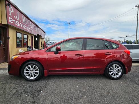 Used 2012 Subaru Impreza 2.0i Premium w/ All-Weather Pkg AWD/4WD image 2